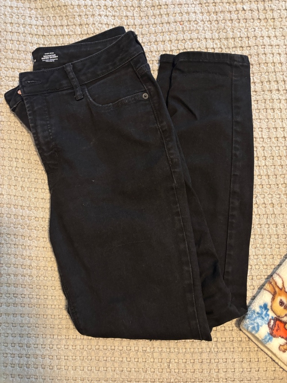 Old Navy Black Skinny Jeans - Sleek Everyday Style